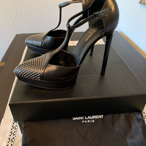 YSL Studded Janis Mary Jane Heel. Black. Size 38. - Picture 9 of 15